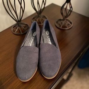 EUC Dr Scholls “Be Energized” denim blue, cloth slip ons size 6